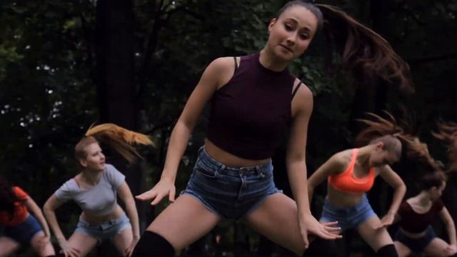 QQ-TIP PON YUH TOE | FEMALE DANCEHALL | CHOREO BY KAMILLA RISLING