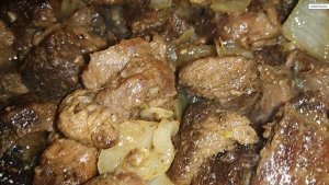 Жарю мясо дикого кабана