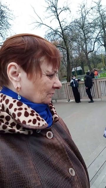 Мама в ботаническом саду МГУ смотреть онлайн