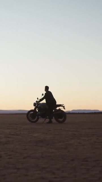 BMW R9T #shorts #youtubeshorts #superbike #bmw #bmwmotorrad смотреть онлайн