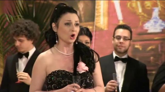 LIBIAMO NE' LIETI CALICI " LA TRAVIATA" G. VERDI SOPRANO PIERA GRIFASI смотреть онлайн