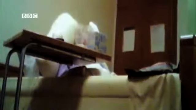 Distressing footage shows 98-year-old lady begging carers to take her to the toilet смотреть онлайн