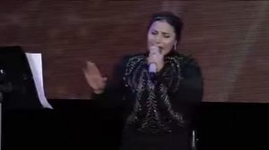 КРАСИВАЯ  ЧЕЧЕНСКАЯ  ПЕСНЯ  МАРЬЯМ  ТАШАЕВА.  ВИДЕО  ОТ  М . Ш.