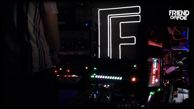 Synthescheiße (Keystep Pro, Microfreak, Model D, MS-20 Mini, Slim Phatty, TD-3 & TR-8) смотреть онлайн
