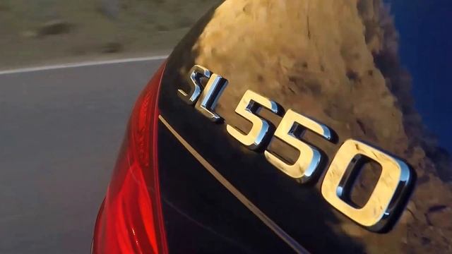 Mercedes-Benz SL 550 - Driving Scenes смотреть онлайн