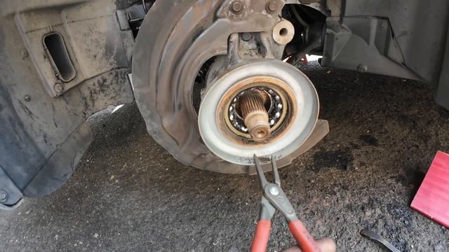 BMW 328xi E92 Xdrive front bearing replacement procedure смотреть онлайн
