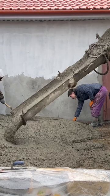 Бетонировали двор в Ставрополе #shortvideo #youtube #top смотреть онлайн