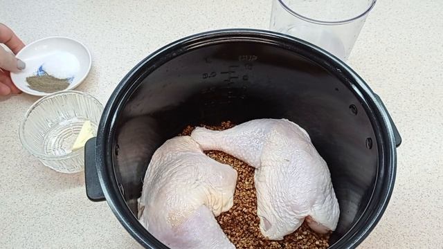 Великолепный вкус простого блюда.Гречка с куриным мясом в мультиварке.
