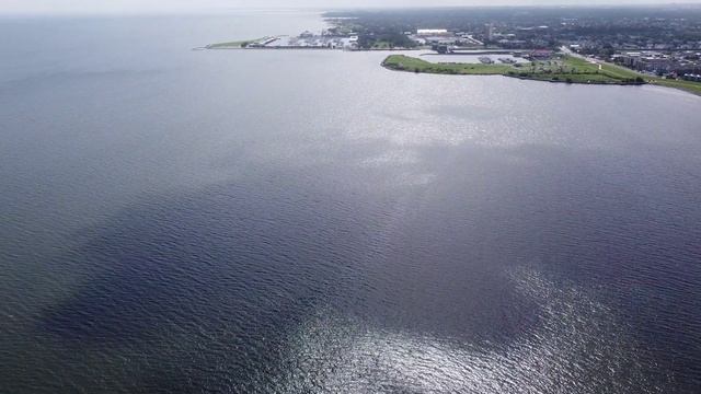 Lake Pontchartrain Lakefront - Drone View - DJI Mini SE with Yagis - Ambient Electronic Music смотреть онлайн