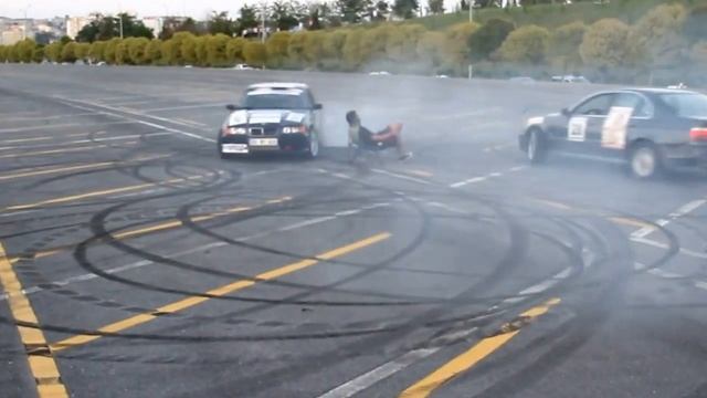 Bmw E36 Turbo & Bmw E39 528i Drift Show смотреть онлайн