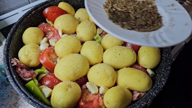Дымляма из баранины. Ну очень вкусное блюдо...