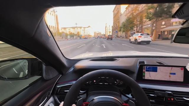 BMW M5 F90 ОТ ПЕРВОГО ЛИЦА | По Москве под Miyagi | Remus Exhaust смотреть онлайн