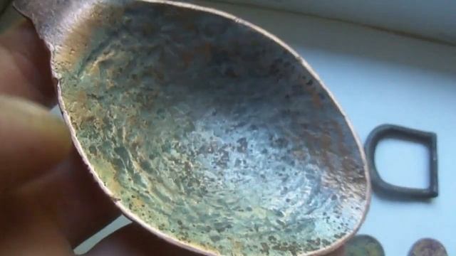 Копаем рядом с домом!Находки есть! смотреть онлайн