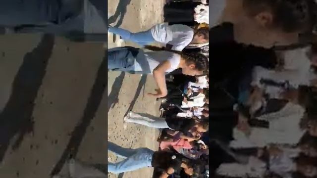 Танец под песню окутала смотреть онлайн