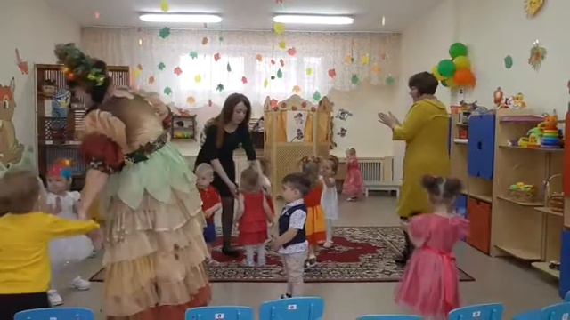Осенний праздник 1 группа смотреть онлайн