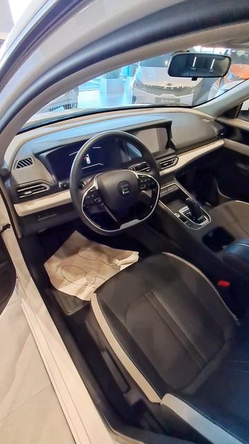 Скинули цену, начали покупать. Я бы десять раз подумал смотреть онлайн