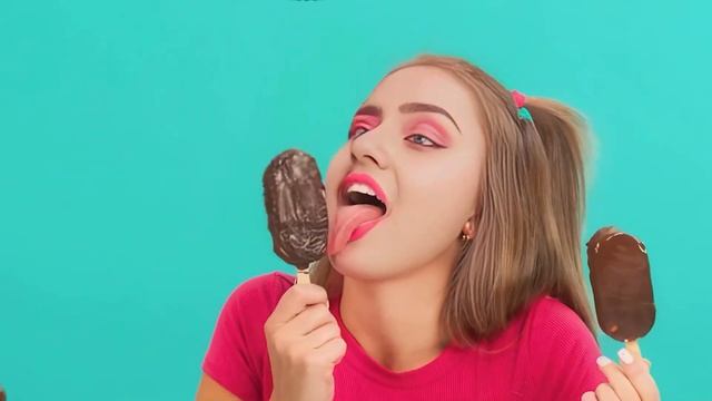 Шоколадный Фонтан Челлендж | Вкусные Кухонные Лайфхаки c Toon Toon смотреть онлайн