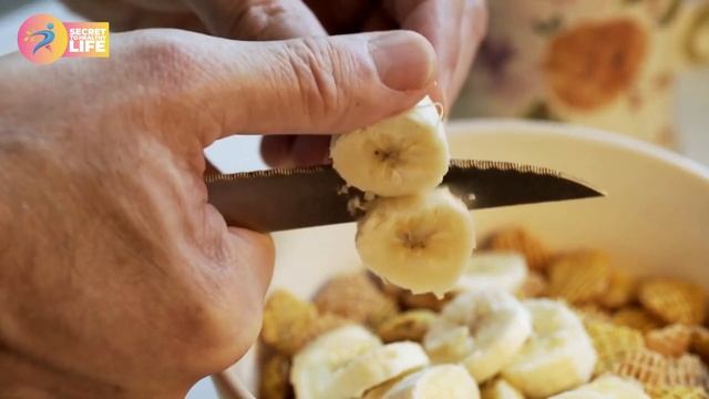 Benefits of Banana with Milk| Health Benefits | Secret to Healthy Life смотреть онлайн