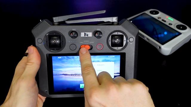 MEGLIO DEL DJI RC PRO E DELLO SMART CONTROLLER MA COSTA MENO, GUARDATE CHE ROBA! смотреть онлайн