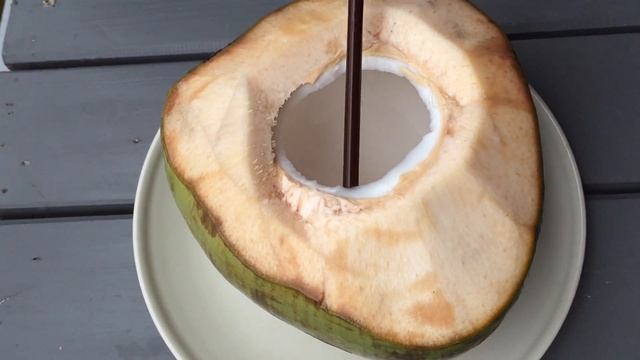 TROPICAL FRUITS - COCOUNT (КОКОС)