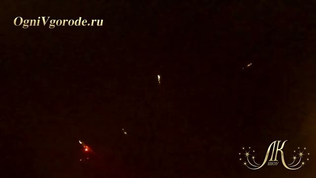 Праздничный салют под музыку Bon Jov "It's My Life" салют с воды, На свадьбу, юбилей, день рождения смотреть онлайн