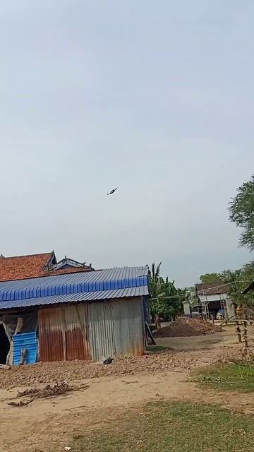 Drone DJI Mini 3 Pro បង្ហោះដ្រូនលេងថ្ងៃនេះ💚#shorts #djimini3pro #VideoDrone смотреть онлайн