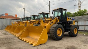 Фронтальный погрузчик SEM 655D - надежность и комфорт в работе