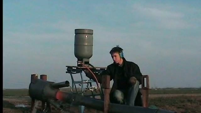 big pulse-jet near 100% full throttle смотреть онлайн