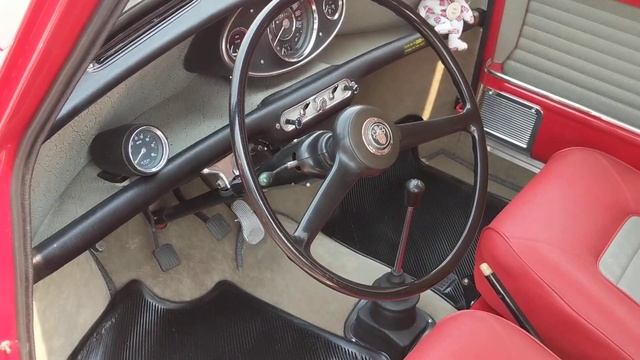 1967 Austin Mini Cooper S - Walk Around смотреть онлайн