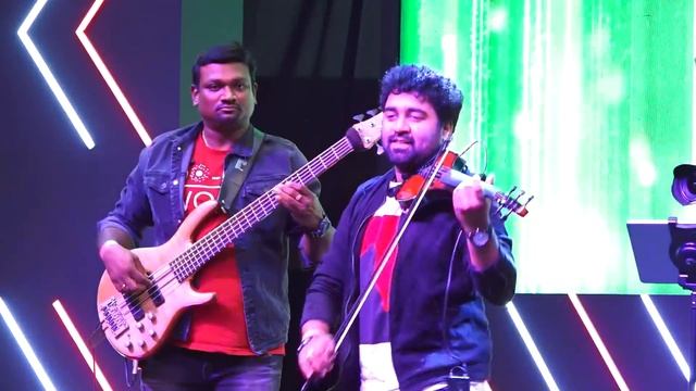 Youtube Fanfest -Abhijith P S Nair & Band - Pudu Vellai смотреть онлайн