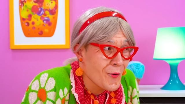 Me vs Grandma Cooking Challenge | Fantastic Cake Decorating & Kitchen Hacks by Candy Land смотреть онлайн