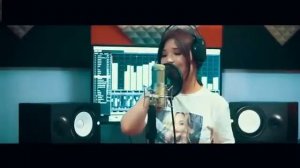 Нурмира Асанова - Жаным #жаным #кавер #кыргызстан #голос