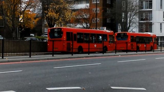 Metroline DE859 and DE1149 sitting in archway bus station!! (25/11/18) смотреть онлайн