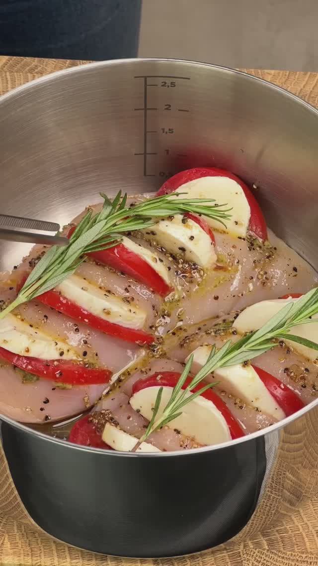 Запечённая курица в кастрюле Compact Chef от Vitax