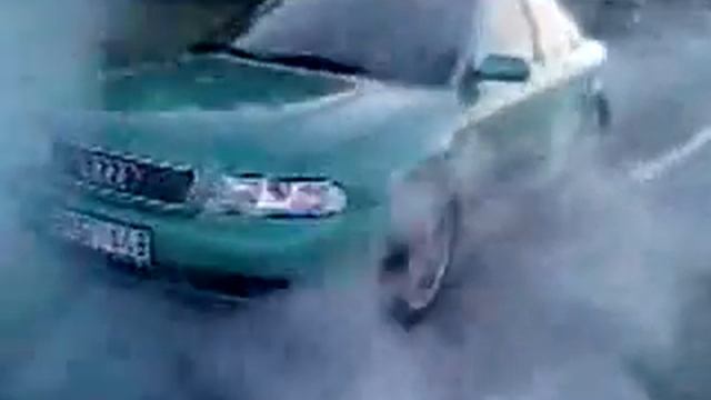 Audi A4 B5 Burnuot in LT смотреть онлайн
