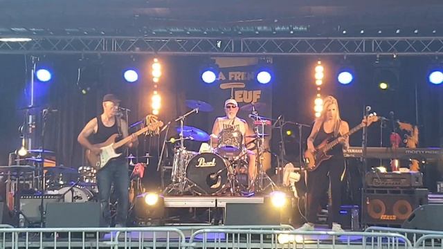 Misirlou Jacta Best live Cos смотреть онлайн