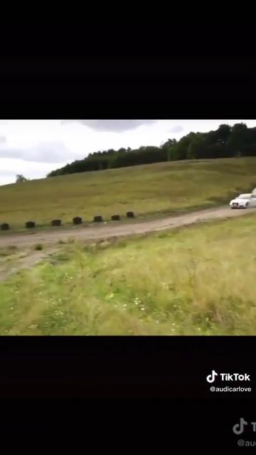Audi A6 QUATTRO смотреть онлайн