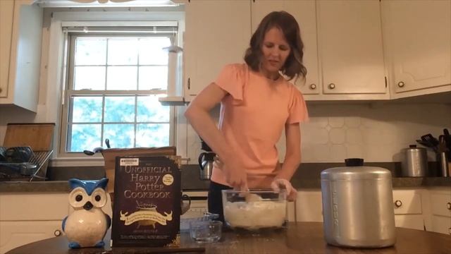 Fantasy Feasts Harry Potter Irish Soda Bread смотреть онлайн