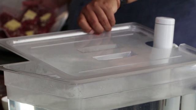 Searzall Review: The Best Way to Sear a Sous Vide Steak? смотреть онлайн