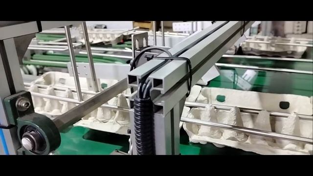 Процесс изготовления контейнера под яйцо смотреть онлайн