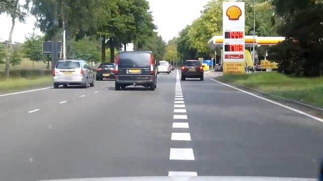 Volvo 240 DL 2 0 accelerating & lane change on highway смотреть онлайн