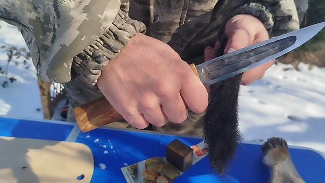 классический нож Саха кованый из углеродки смотреть онлайн