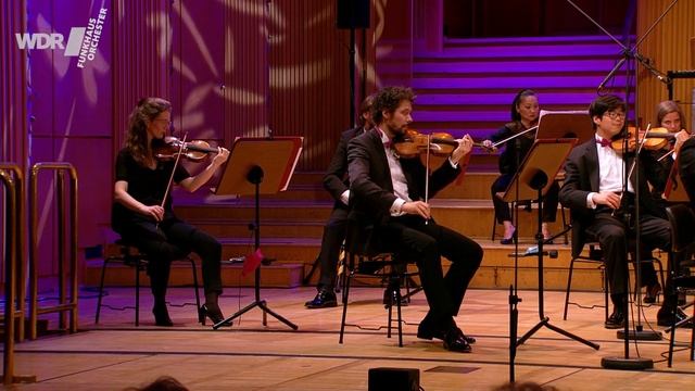 Giya Kancheli - A little Daneliade | WDR Funkhausorchester смотреть онлайн