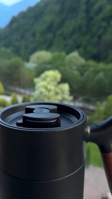 Скидка 15% на вакуумный френч-пресс Vitax Steelware.По промокоду VTXFT153D42F на OZON с 24.07-01.08