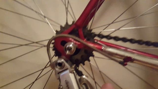 Fixing A Sagging Bike Chain ON A Road / MTB / Hybrid Bike смотреть онлайн