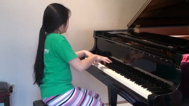 Nicole's practice in 2015/02/15 for Chopin's Etude смотреть онлайн