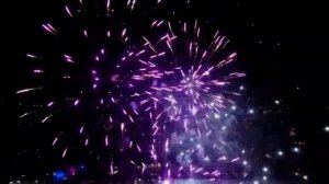 R.E.M. - Everybody Hurts