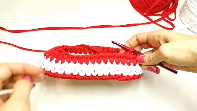 ЛУЧШИЙ ПОДАРОК НА НОВЫЙ ГОД| САПОЖОК САНТЫ| Новогодний сапожок крючком смотреть онлайн