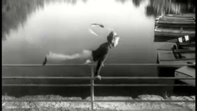 Vintage Commercial - Swing Wing смотреть онлайн
