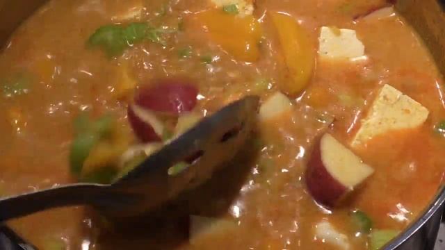 How To Make Yellow Curry Potatoes Soup With Salmon смотреть онлайн